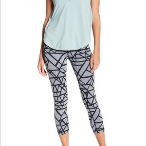 Geometric print capris from Vinmia.